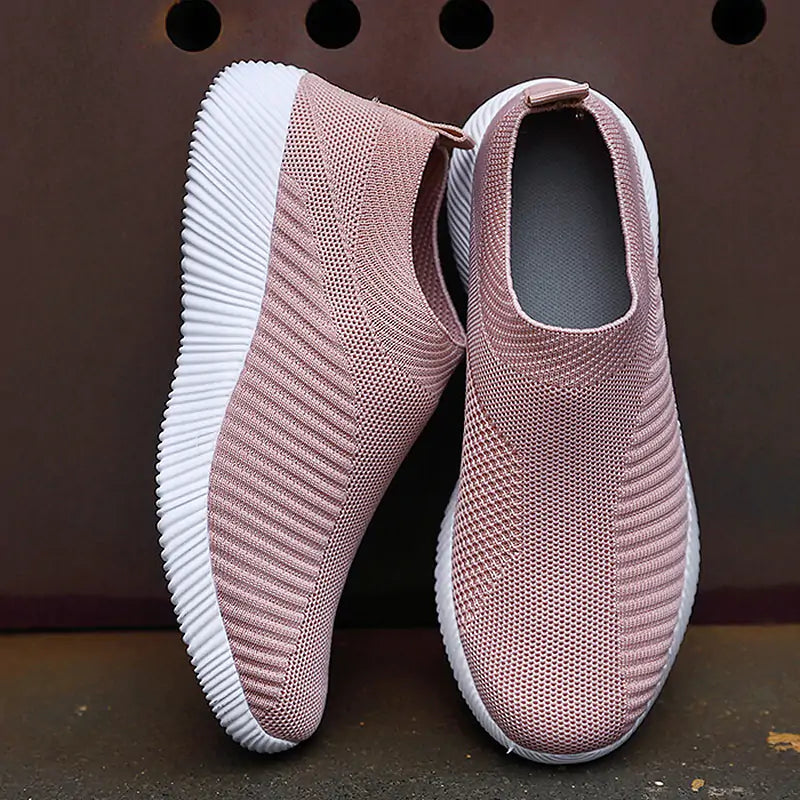 Chic & Comfortable Women’s Sneakers